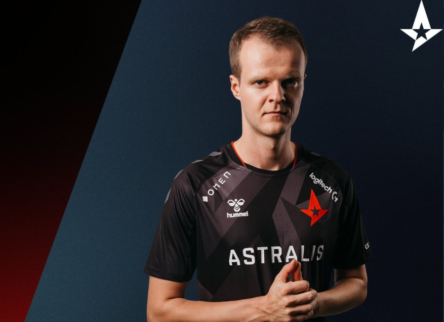 包含莱比锡迎全明星赛关键赛，今晚状态回暖，质疑声仍在，临场指挥获称赞的词条