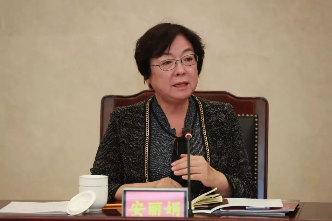 布莱顿内部会议纪要流出——今晚伤情更新，欧超杯使命明确，医务组通报恢复的简单介绍